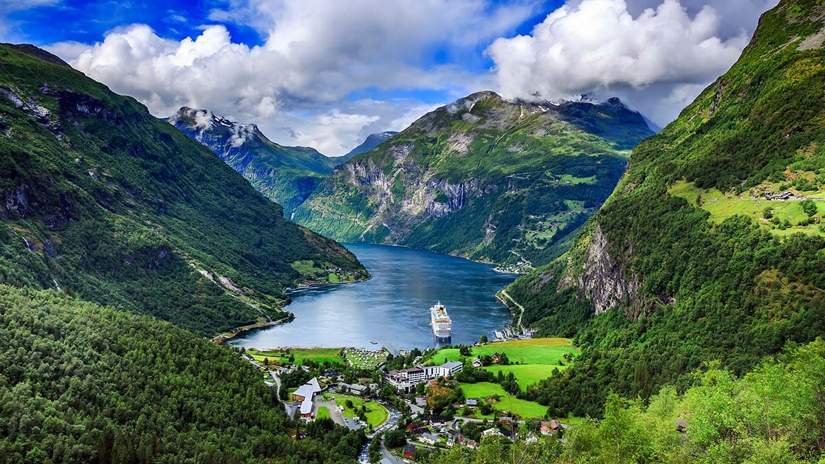 Travel Insurance for Norway Trips